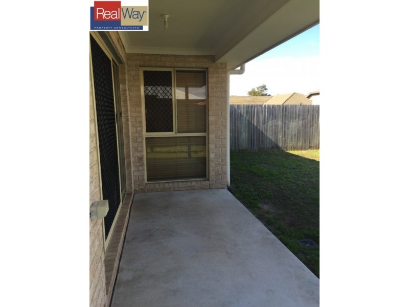 1/17 Amity Drive, Rothwell QLD 4022