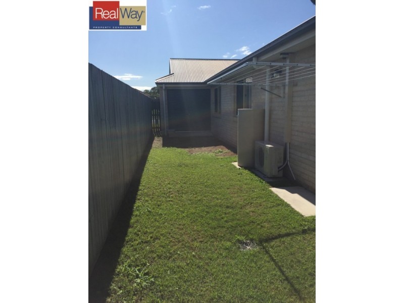 1/17 Amity Drive, Rothwell QLD 4022