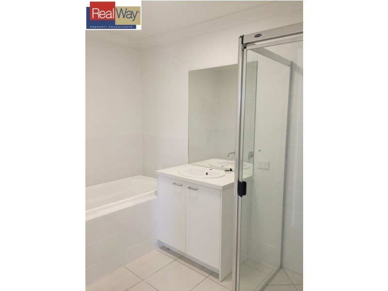 18 Clancy Court, Rothwell QLD 4022