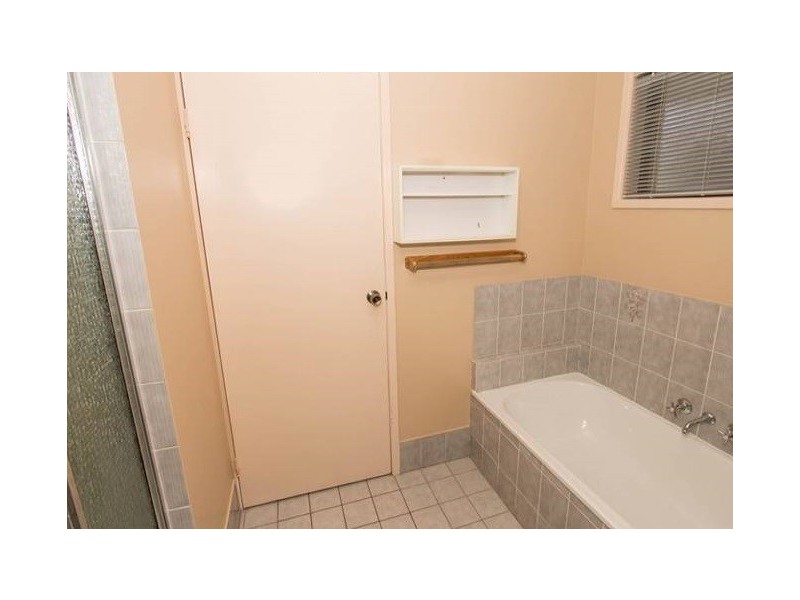 64 Cross Street, Deception Bay QLD 4508