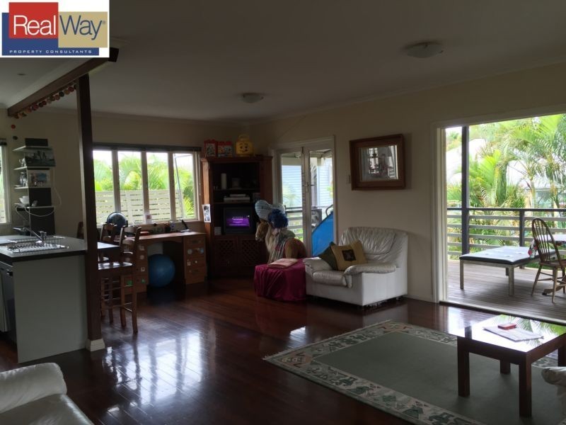 30 Gilpin Street, Shorncliffe QLD 4017