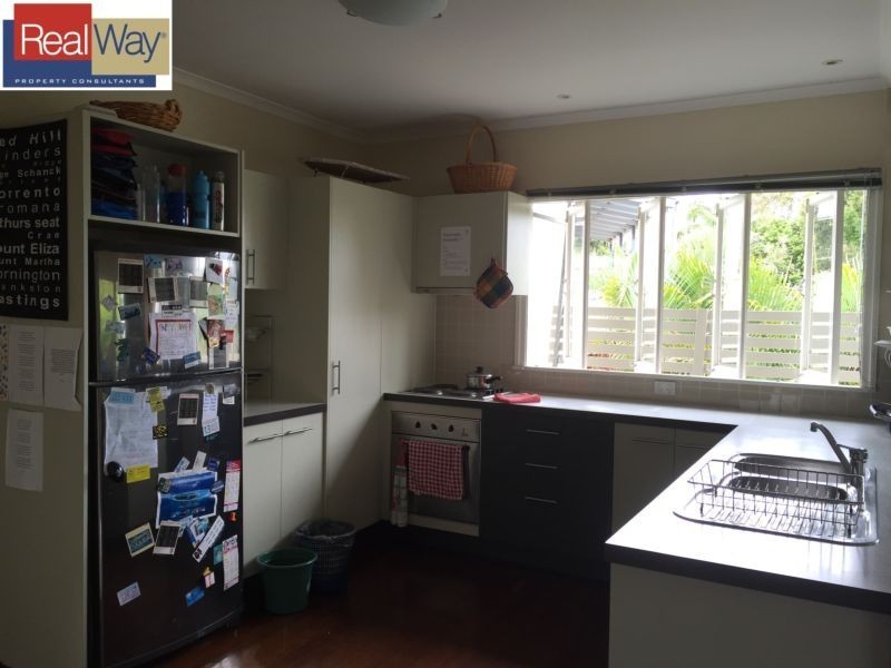 30 Gilpin Street, Shorncliffe QLD 4017