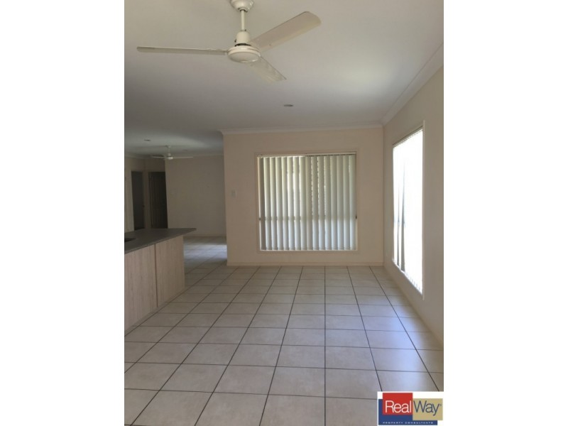 2 Cowper Court, Rothwell QLD 4022