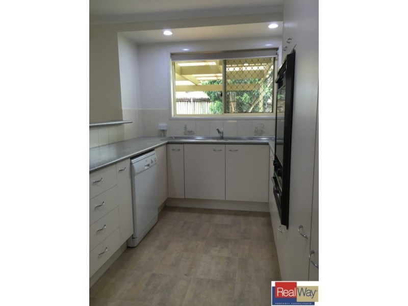 15 Nichols Avenue, Beerwah QLD 4519