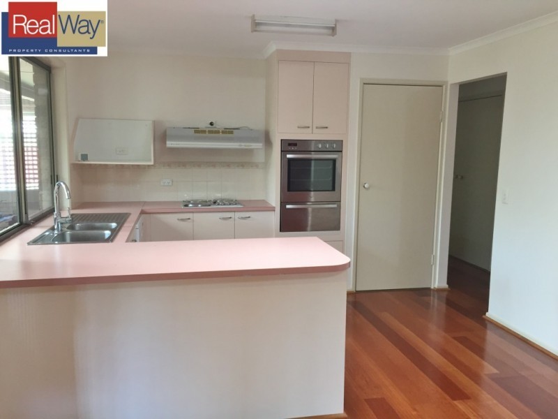 16 Roseville Street, Petrie QLD 4502