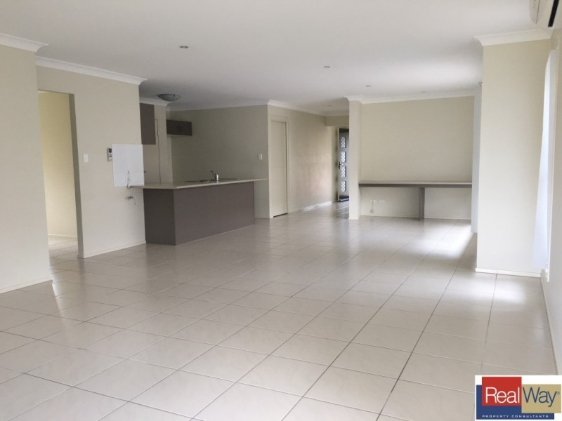 28 Nina Crescent, North Lakes QLD 4509