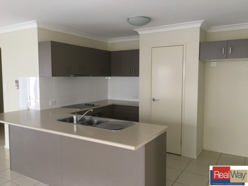 28 Nina Crescent, North Lakes QLD 4509