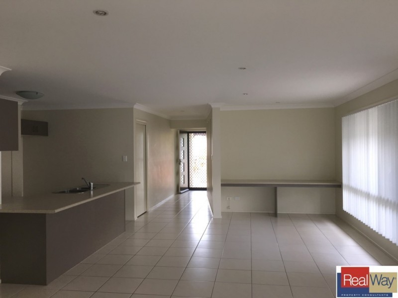 28 Nina Crescent, North Lakes QLD 4509