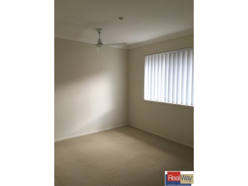 28 Nina Crescent, North Lakes QLD 4509