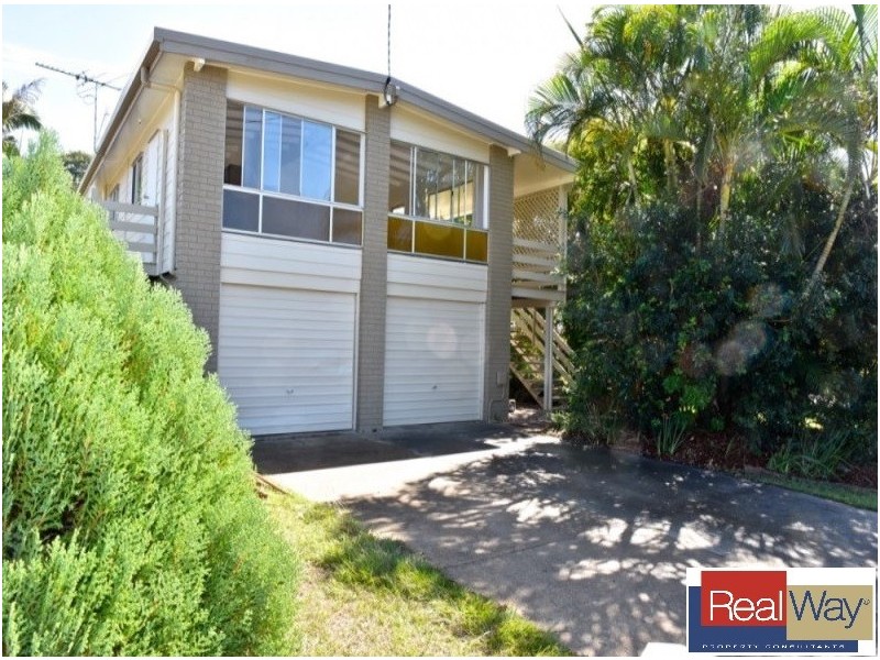 7 Clyde Street, Kallangur QLD 4503