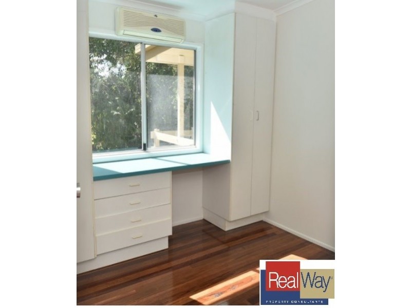 7 Clyde Street, Kallangur QLD 4503