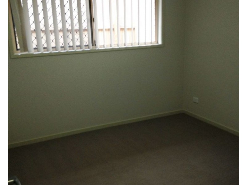 8 Champion Crescent, Griffin QLD 4503