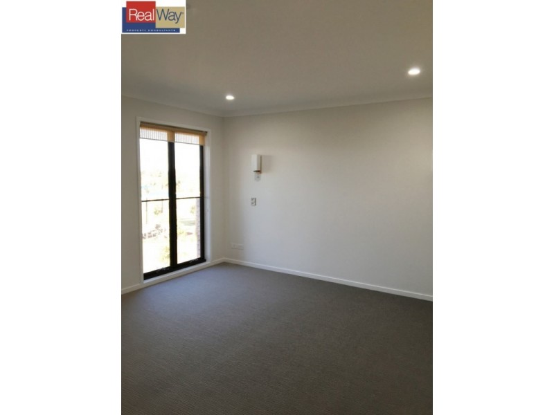 79 Cowen Terrace, North Lakes QLD 4509