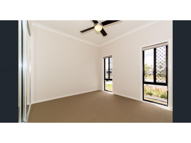 135 Baptisia Circuit, Caboolture QLD 4510