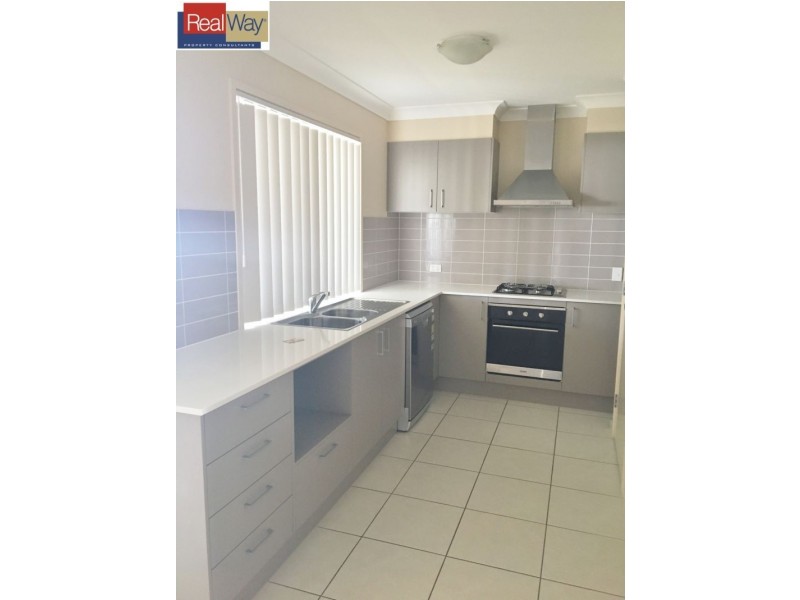 44 Manhattan Crescent, North Lakes QLD 4509