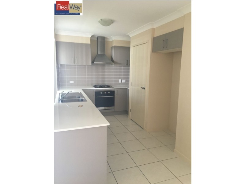 44 Manhattan Crescent, North Lakes QLD 4509