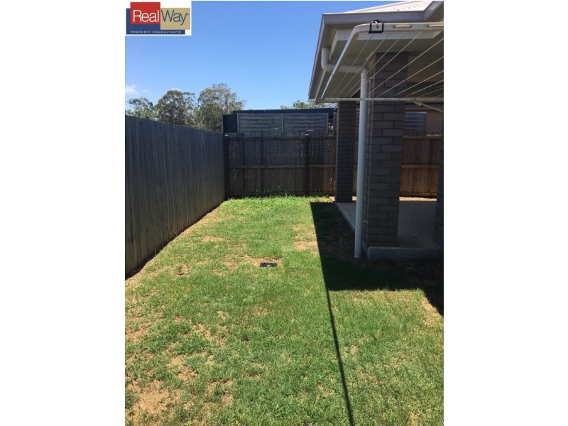 44 Manhattan Crescent, North Lakes QLD 4509