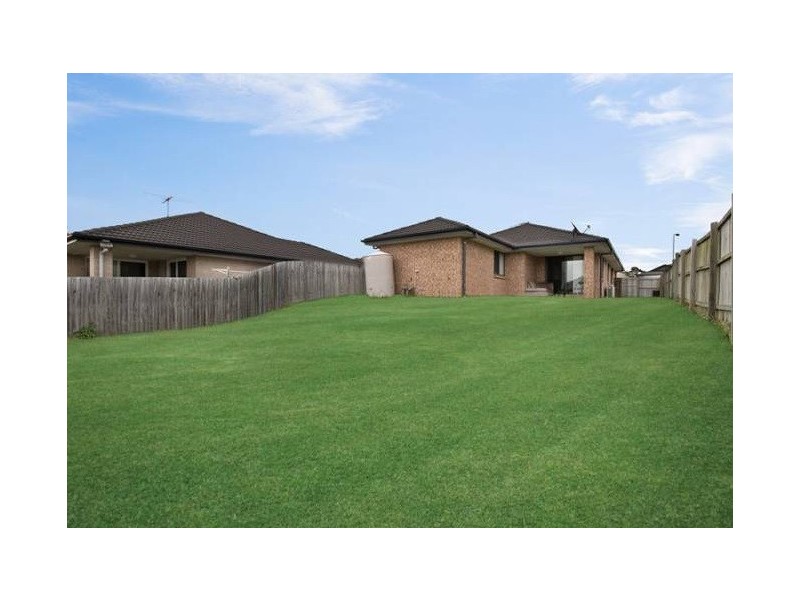 13 Carramar Street, Rothwell QLD 4022