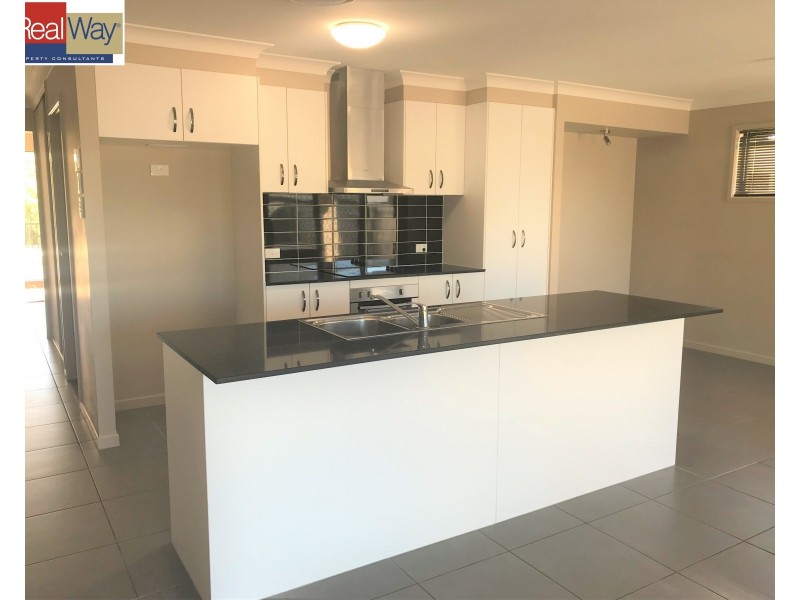 70 Wallarah Parade, North Lakes QLD 4509