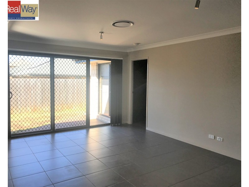 70 Wallarah Parade, North Lakes QLD 4509