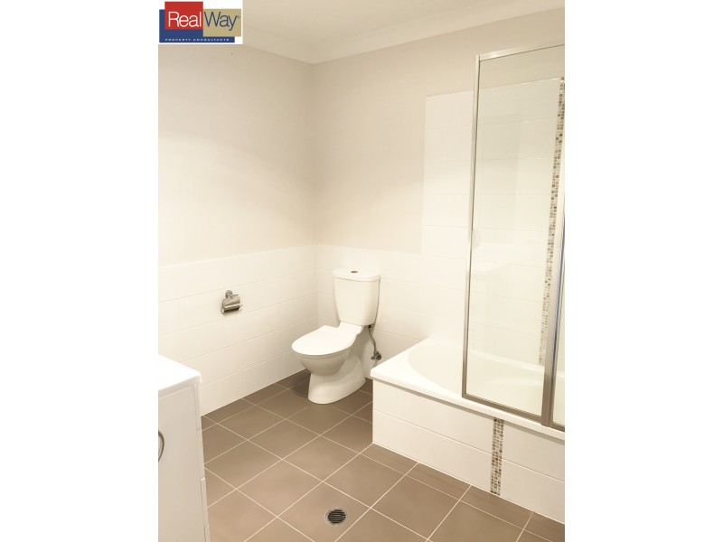 24/9 Houghton Street, Petrie QLD 4502