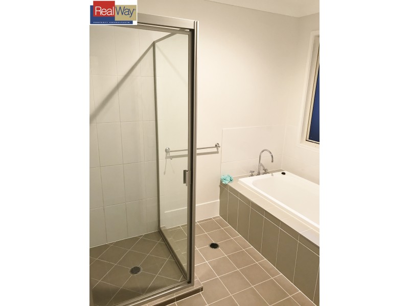 6 Kowari Crescent, North Lakes QLD 4509