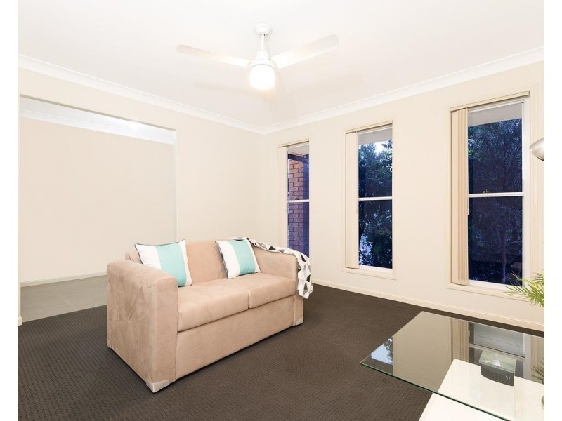 10 Valleyview Street, Narangba QLD 4504