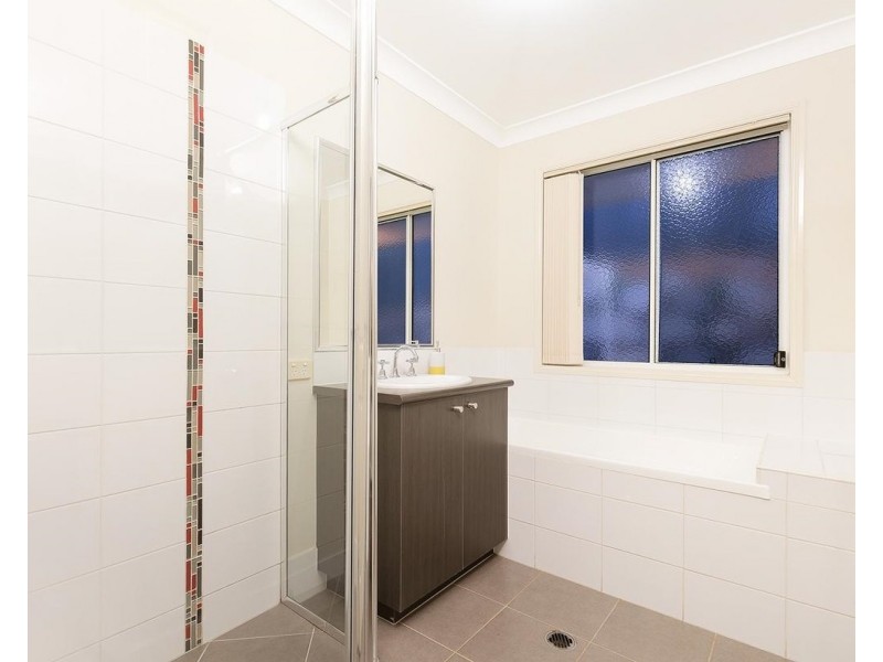 10 Valleyview Street, Narangba QLD 4504