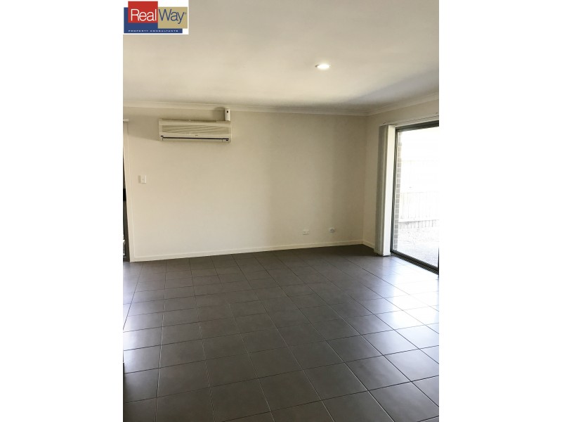 24 Williams Crescent, North Lakes QLD 4509