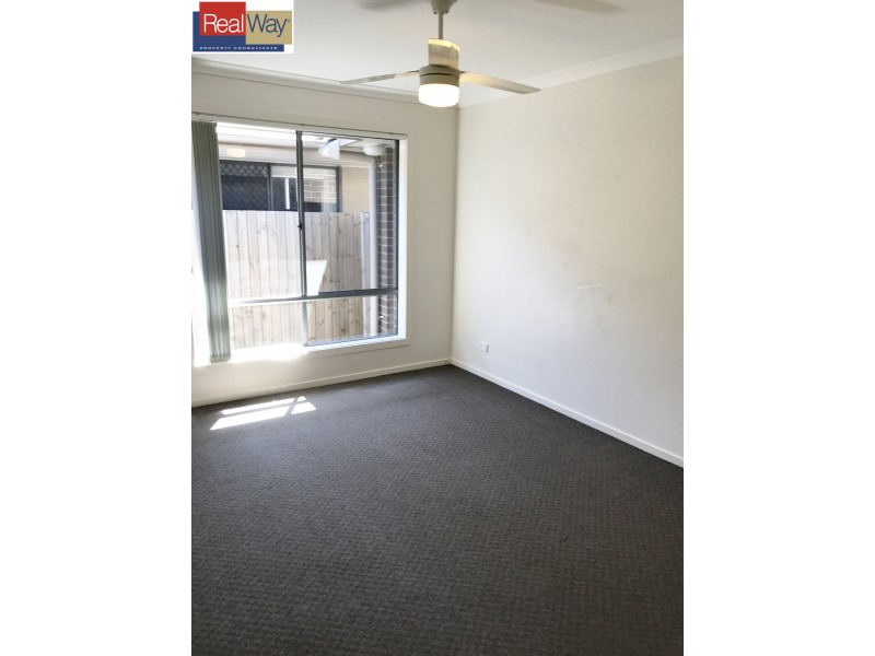 24 Williams Crescent, North Lakes QLD 4509