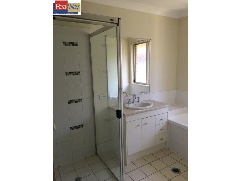 4 Gatsby Court, Kallangur QLD 4503