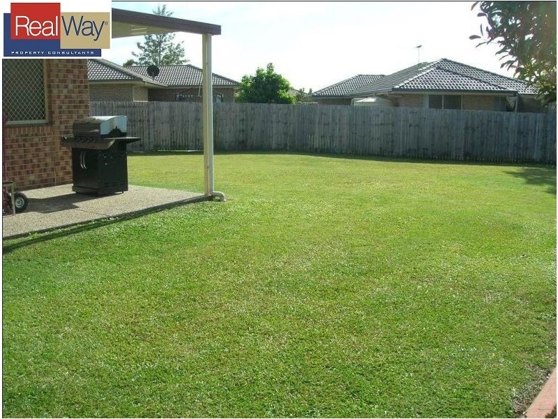 15 Bluegrass Place, Morayfield QLD 4506
