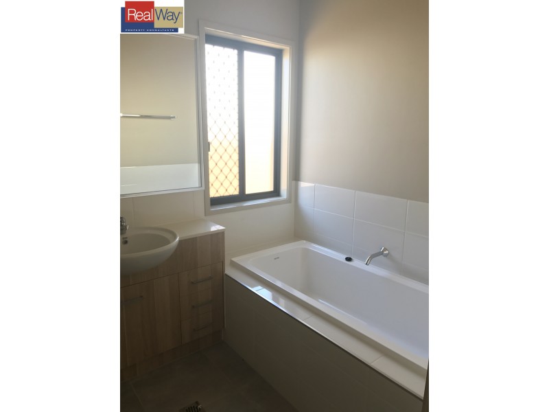 27 Goal Crescent, Griffin QLD 4503