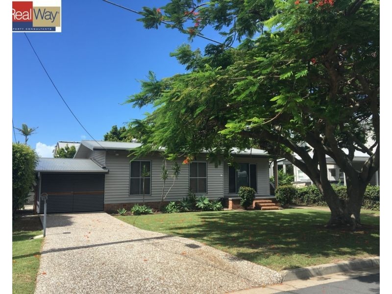 16 Warde Street, Scarborough QLD 4020