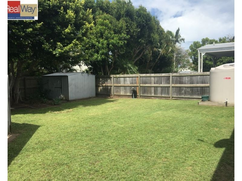 16 Warde Street, Scarborough QLD 4020