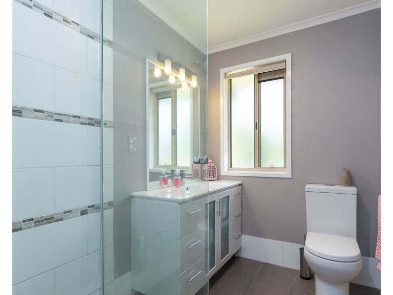 12 Washbrook Crescent, Petrie QLD 4502