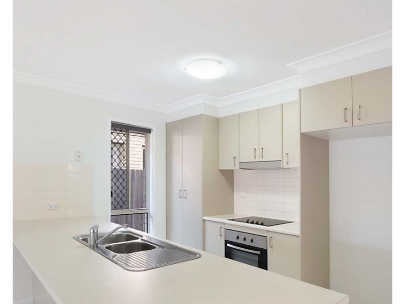 16 Waterlilly Court, Rothwell QLD 4022