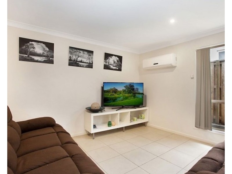 11 Bowerbird Crescent, Dakabin QLD 4503