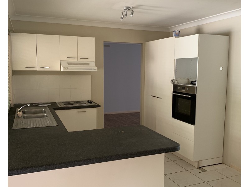 9 Cook Street, Forest Lake QLD 4078