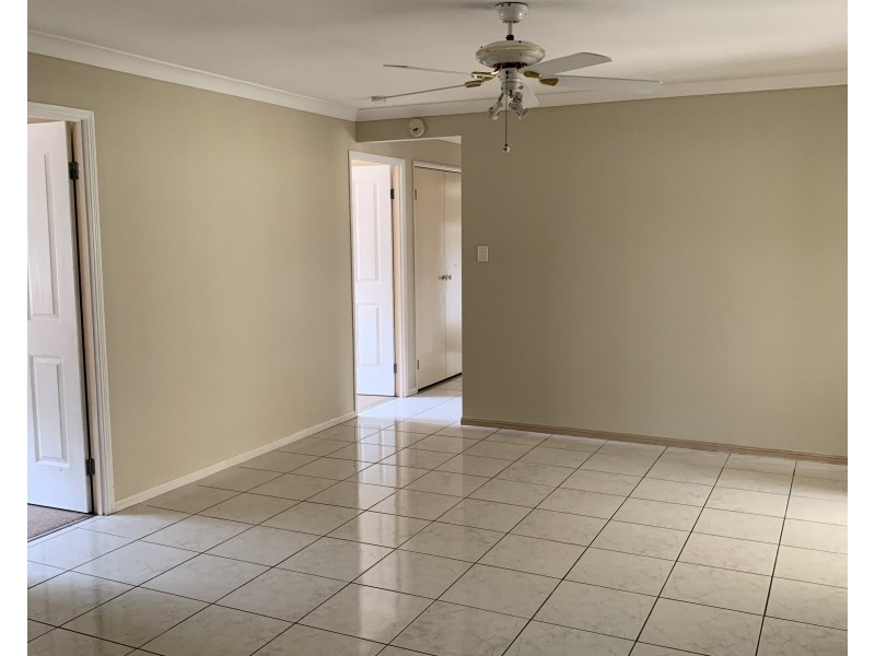 9 Cook Street, Forest Lake QLD 4078