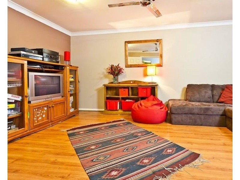 2 Springsure Parade, North Lakes QLD 4509