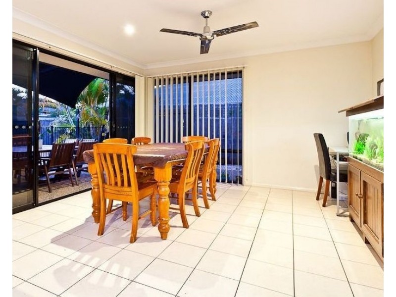 2 Springsure Parade, North Lakes QLD 4509