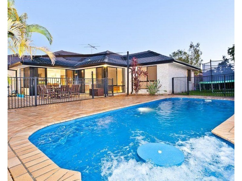 2 Springsure Parade, North Lakes QLD 4509