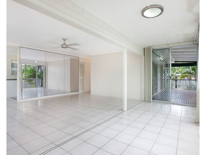 7 Waitara Street, Chermside West QLD 4032