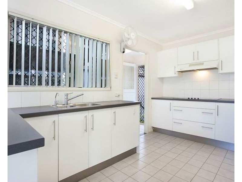 7 Waitara Street, Chermside West QLD 4032