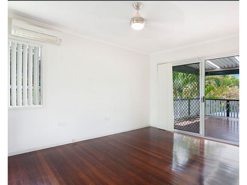 7 Waitara Street, Chermside West QLD 4032