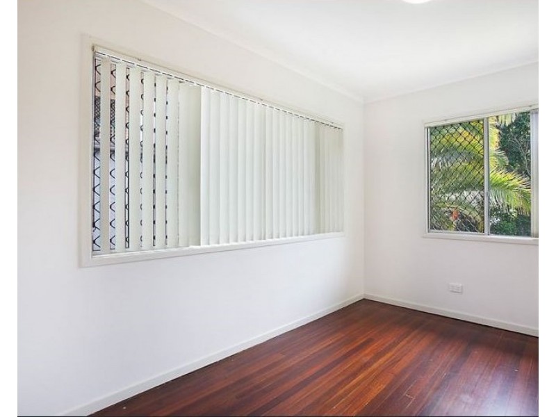 7 Waitara Street, Chermside West QLD 4032