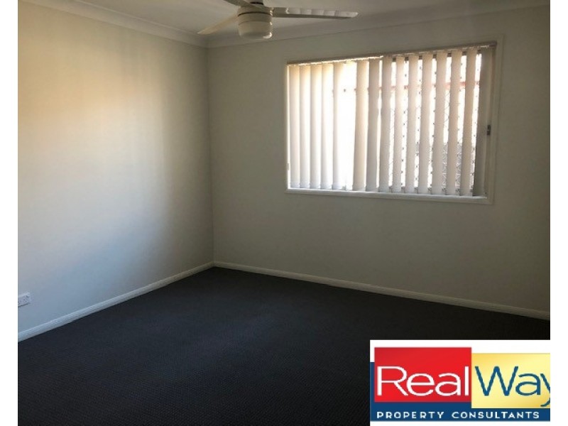 2/40 Coman Street South, Rothwell QLD 4022