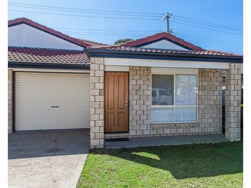 2/18 Cadel Crescent, Rothwell QLD 4022