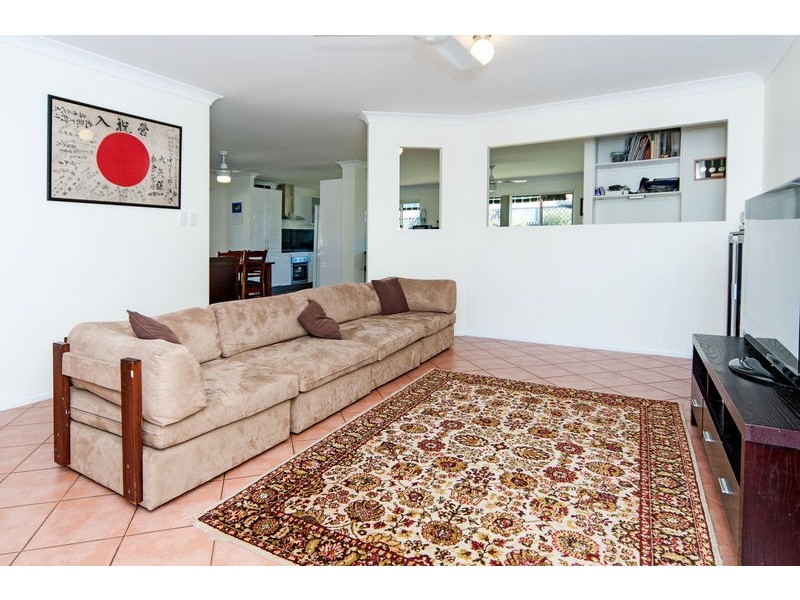 101 Equestrian Drive, Yamanto QLD 4305